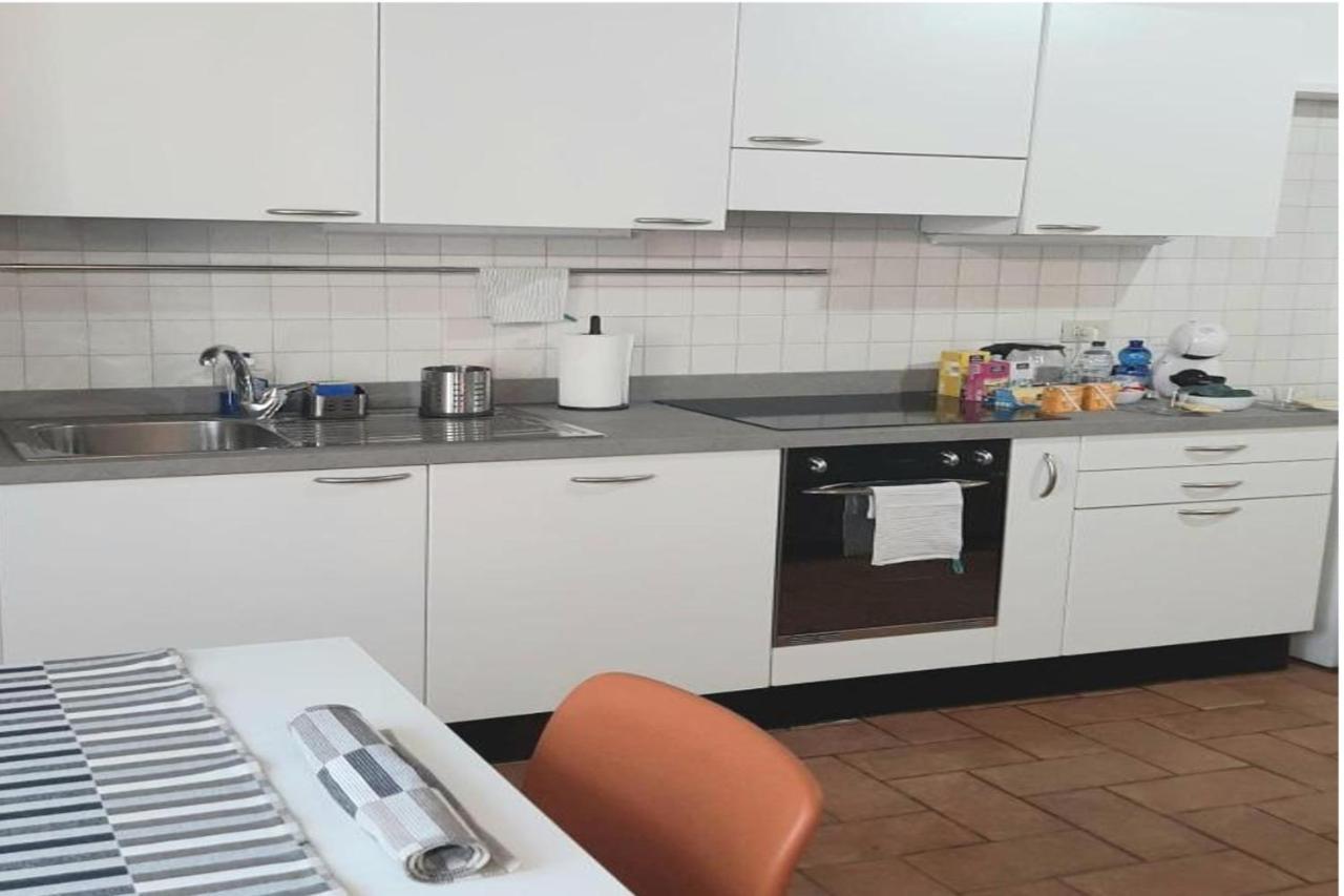 Apartamento Il Rifugio Sui Navigli Con Garage Privato Gratuito Aria Condizionata & Wi-Fi Milán Exterior foto